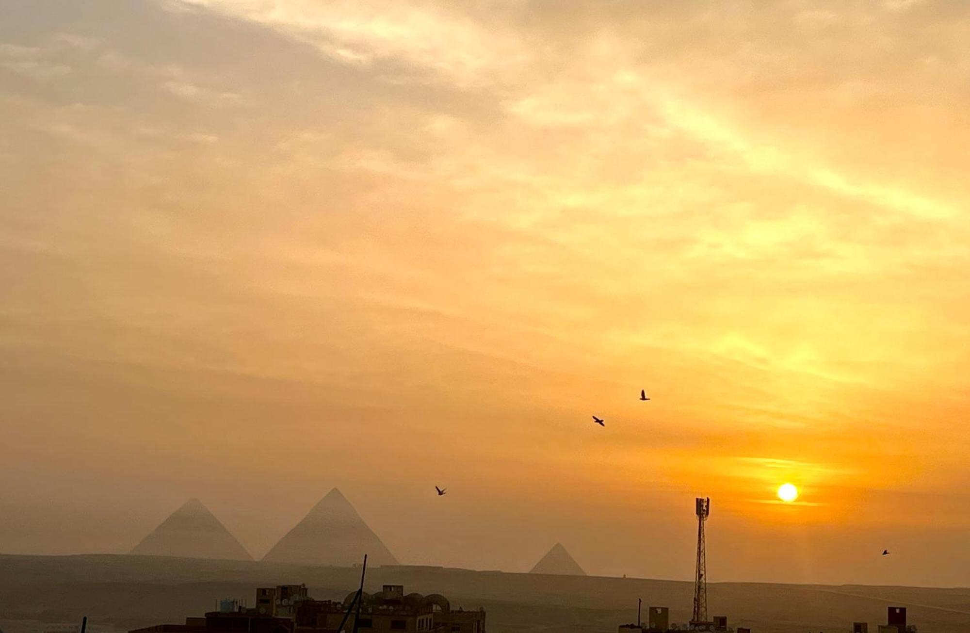 Panorama 3 Pyramids View Inn Giza Exterior photo